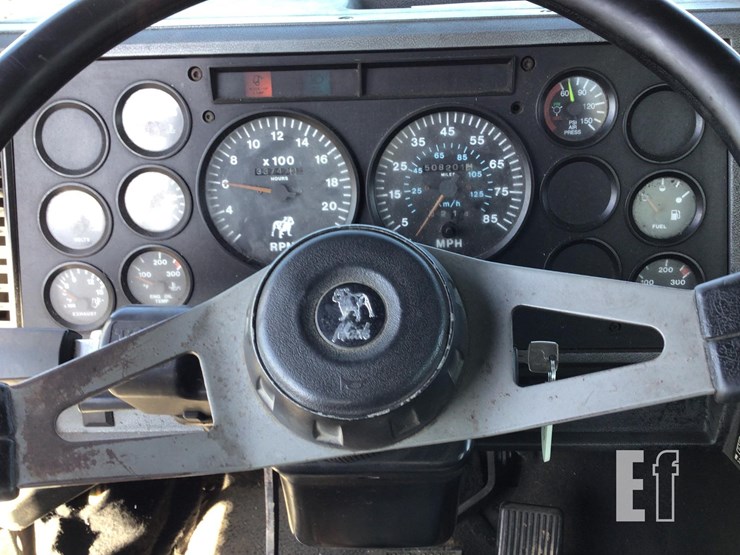 1996-mack-ch613-image-14