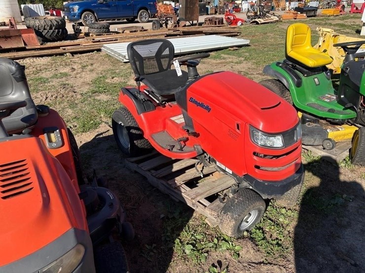 simplicity-broadmoor-image-1