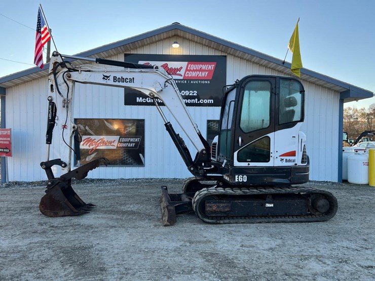 bobcat-e60-image-1