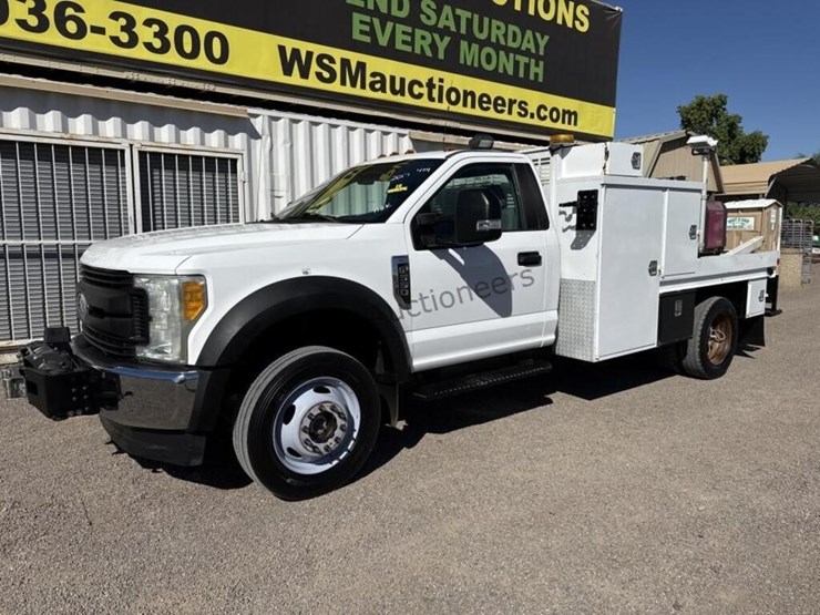 2017-ford-f550-image-2