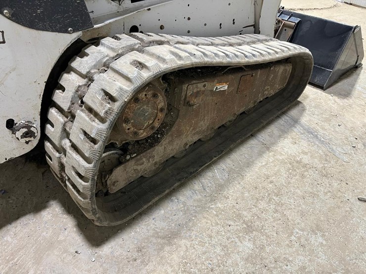 bobcat-t320-image-17