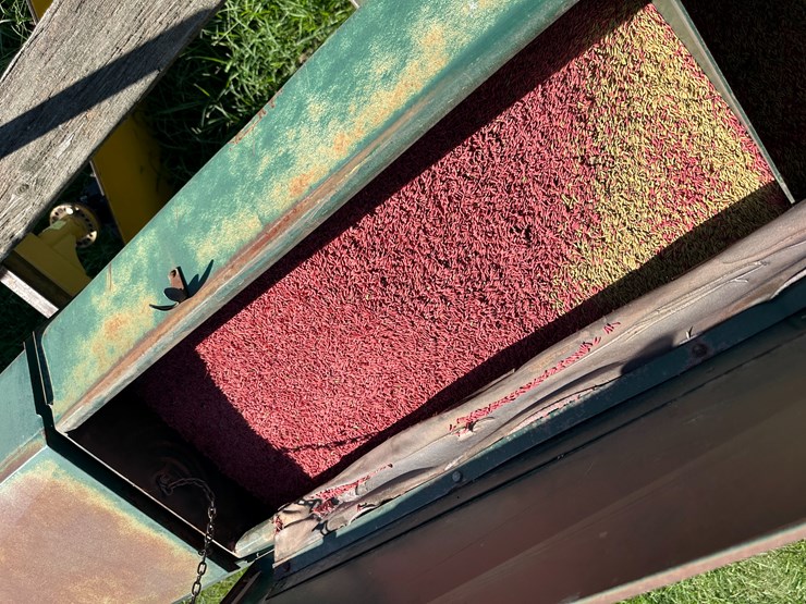 #32236-•-nammoc-levee-squeeze-w/marliss-levee-seeder-image-23