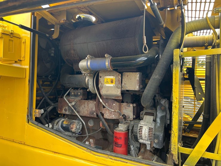 komatsu-wa250-image-12