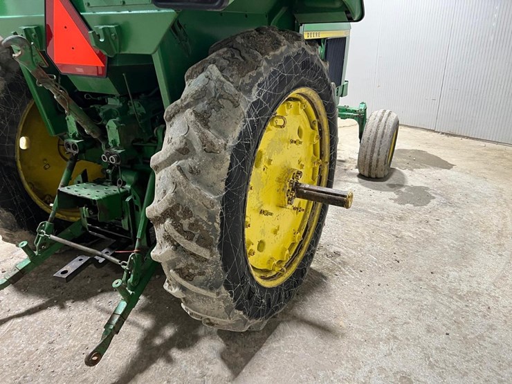 john-deere-4030-image-18