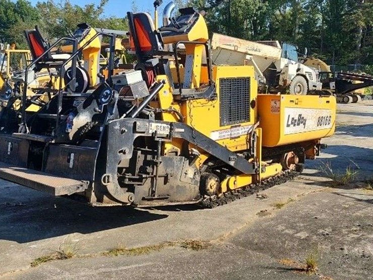 2012-leeboy-8816b-wheel-asphalt-paver-w/omini-image-3