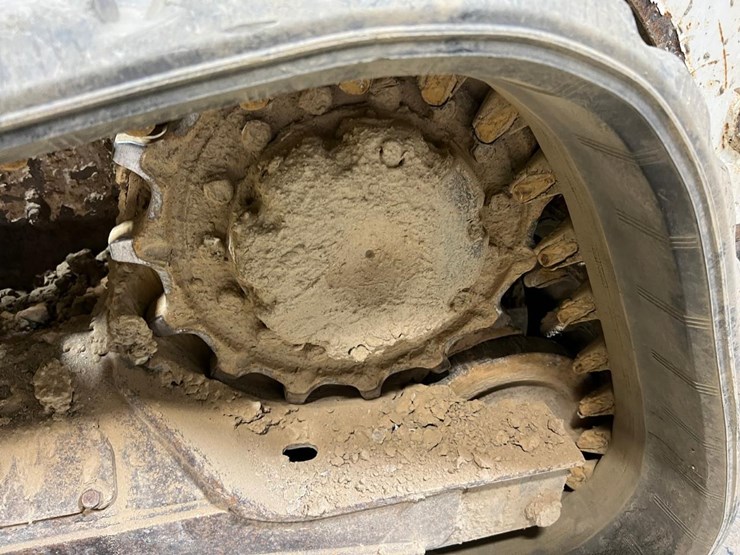 2018-bobcat-t595-image-14