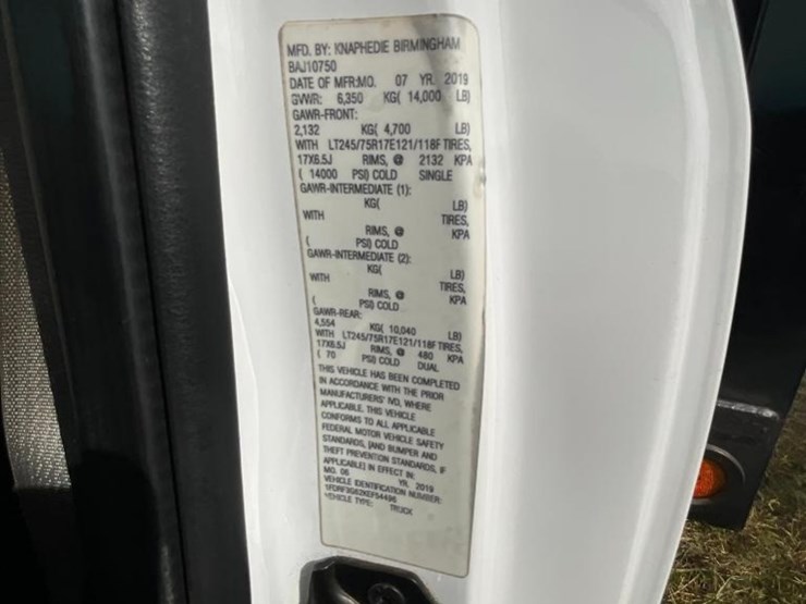 2009-ford-f350-xl-image-26