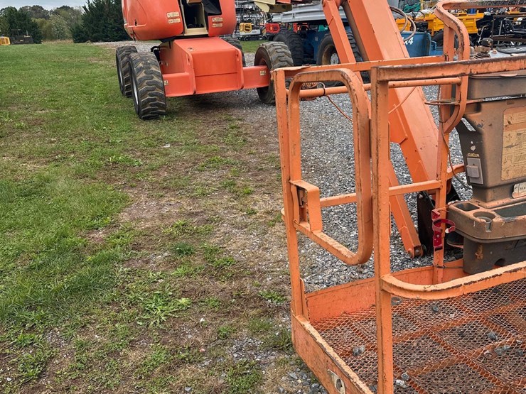 2007-jlg-660sj-image-1