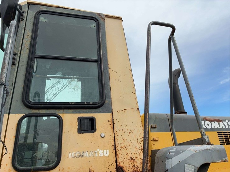 komatsu-wa320-image-15