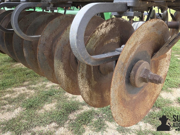 2011-john-deere-637-image-19