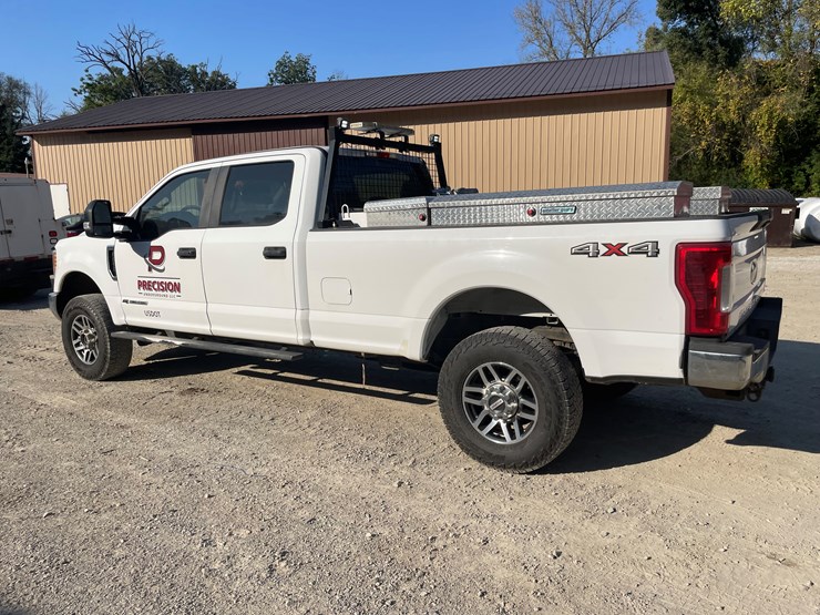 2017-ford-f250-xl-image-9