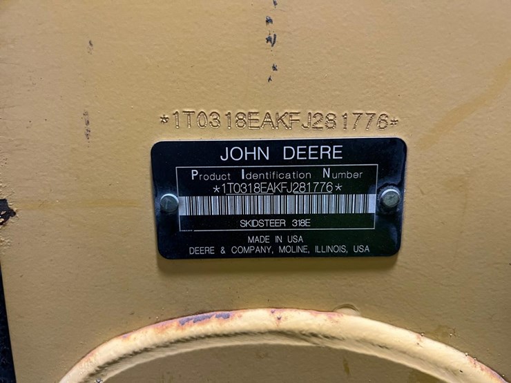 2025-deere-318e-image-25