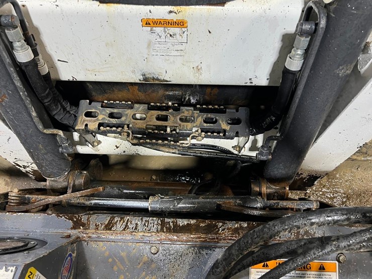 2019-bobcat-t770-image-11