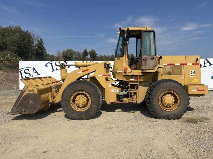 caterpillar-936-image-2