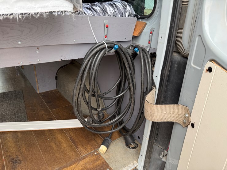 2008-freightliner-sprinter-2500-image-52