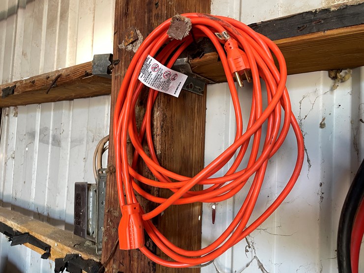 #1071-•-extension-cord-and-jumper-cables-image-5