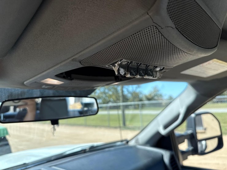 2017-ford-f450-xl-image-30