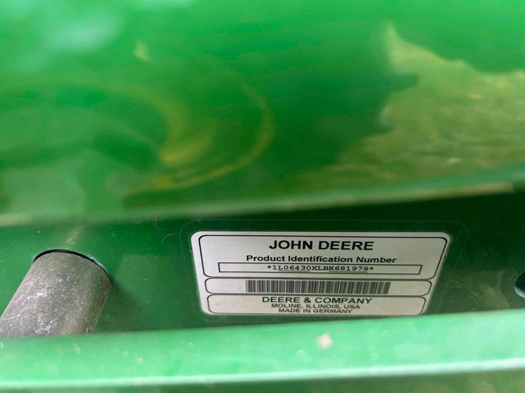 2011-john-deere-6430-premium-image-17