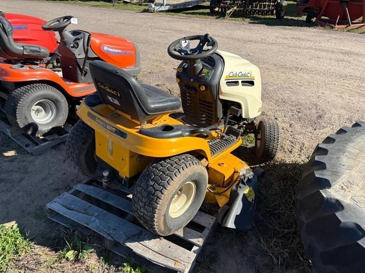 cub-cadet-lt1045-image-4