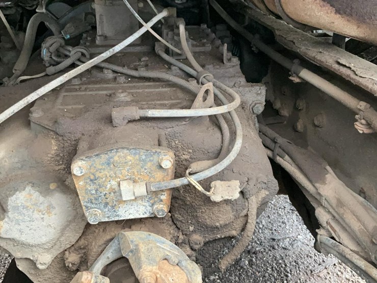 2004-mack-chn613-image-49