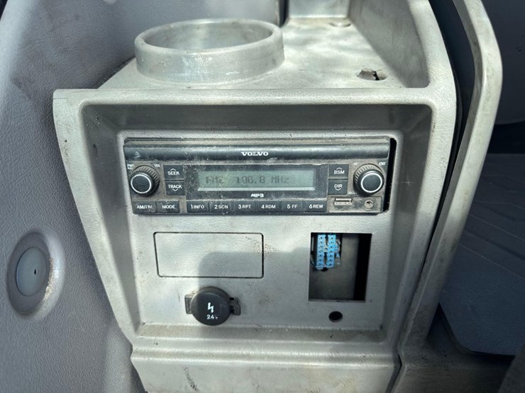 2018-volvo-ec480el-image-36