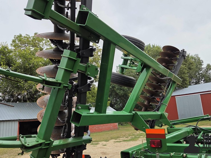 2011-john-deere-637-image-17