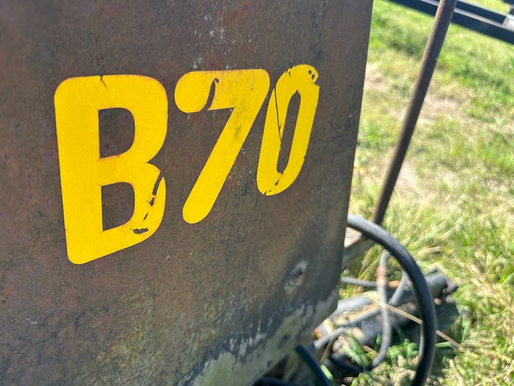 #32227-•-kelley-mfg-b70-backhoe-attachment-image-28