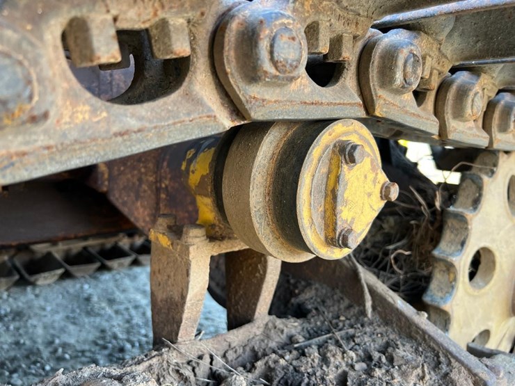 komatsu-d21p-image-15