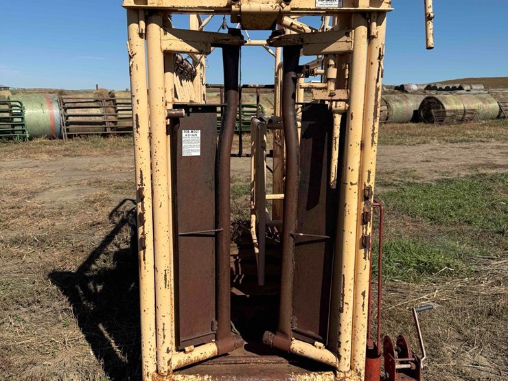 for-most-livestock-chute-image-2