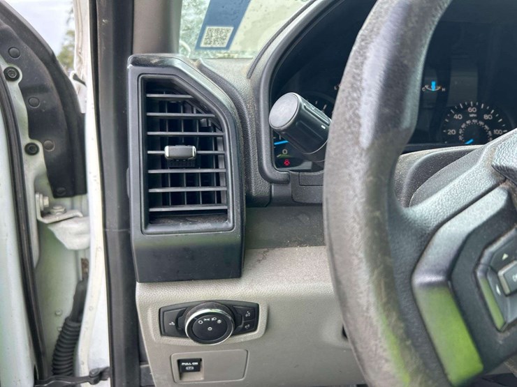 2016-ford-f150-image-15