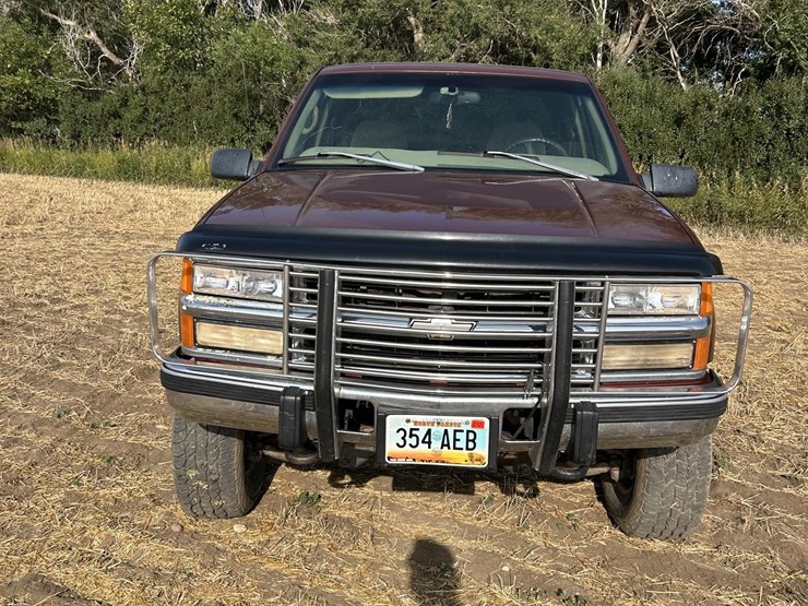1998-chevrolet-2500hd-image-2