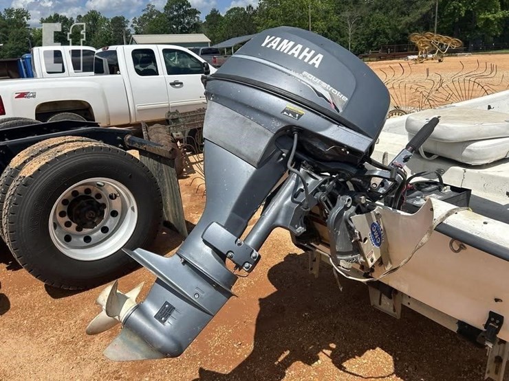 2002-hull-25-image-7