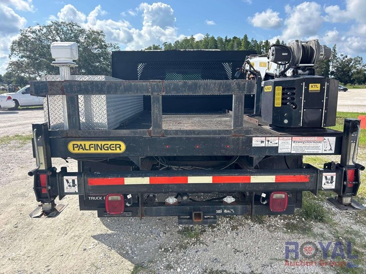 2016-ford-f550-image-24