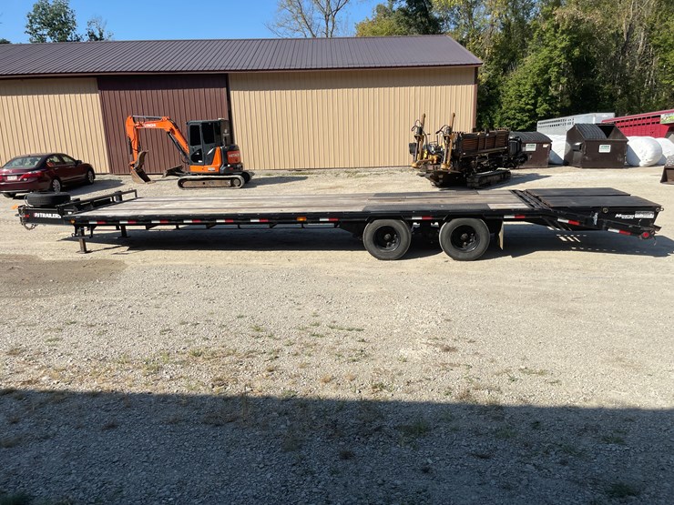 #1010-•-2023-pj-trailers-26'-tandem-dual-axle-deck-over-trailer,-(has-title)-image-10