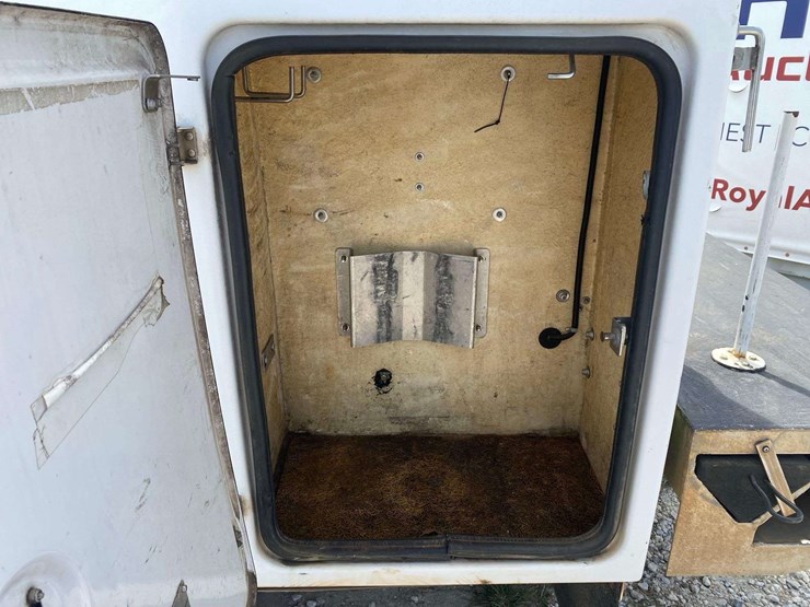 2012-altec-at200a-image-20