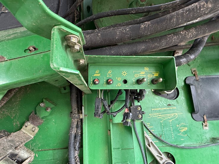2003-john-deere-9760-sts-image-89