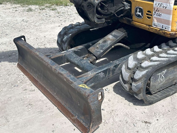 2017-deere-30g-image-9