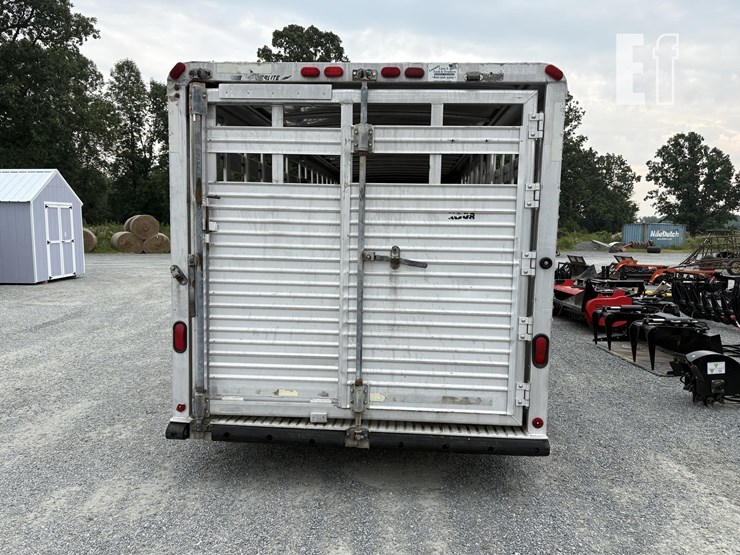 1995-featherlite-24-ft-image-6