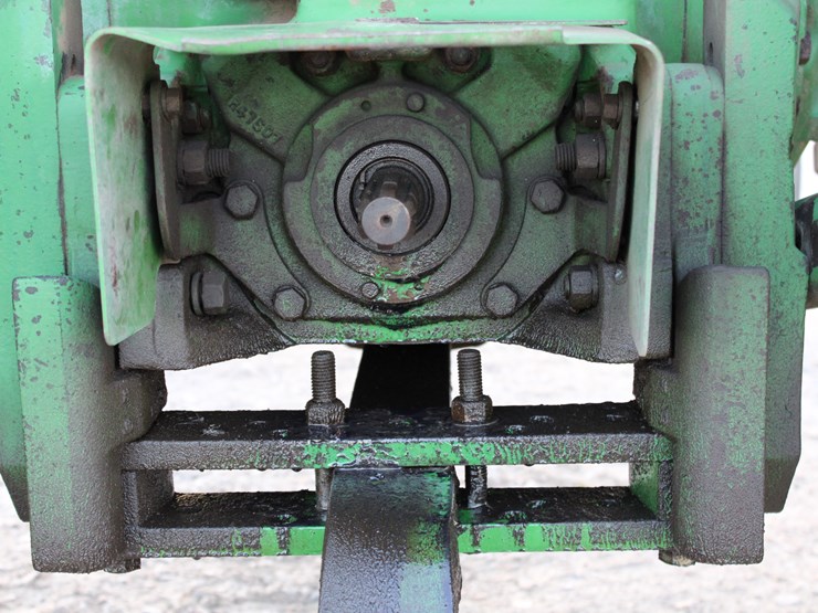 john-deere-4440-image-35