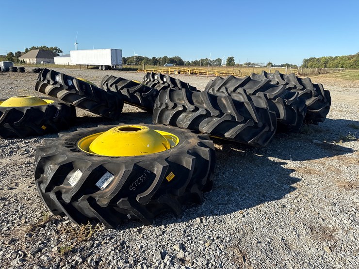 john-deere-20-image-1