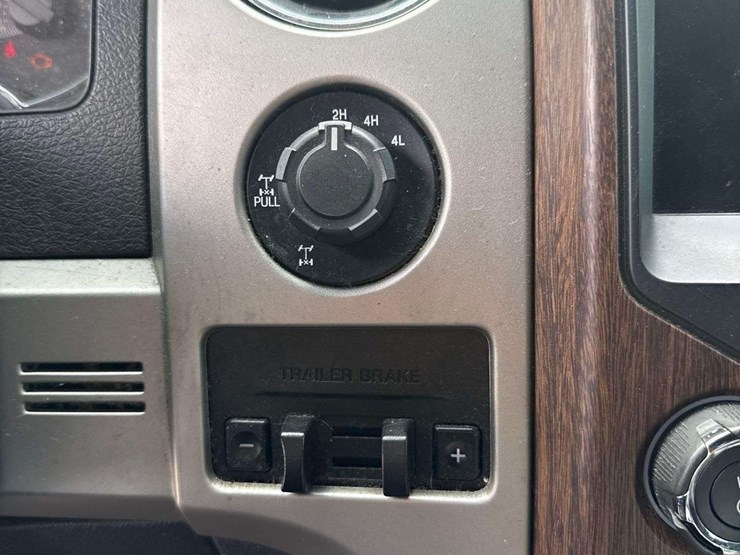 2013-ford-f150-image-30