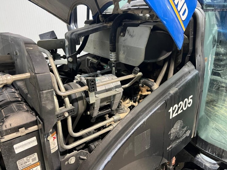 new-holland-t4.75-image-17