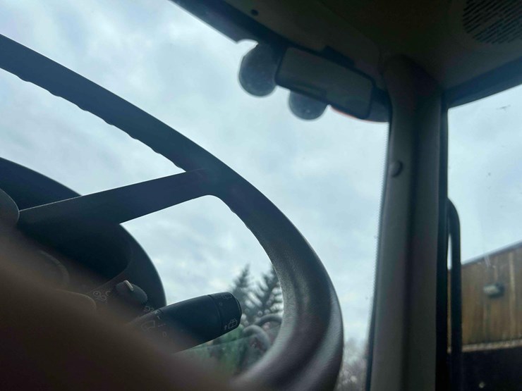 2011-john-deere-6430-premium-image-22