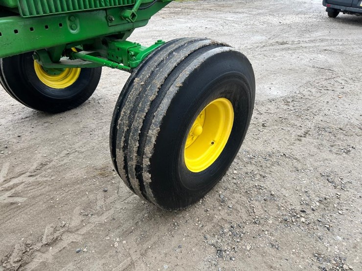 john-deere-4440-image-17