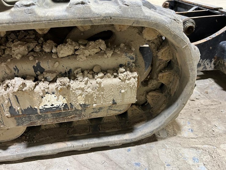 2022-bobcat-e10-image-19