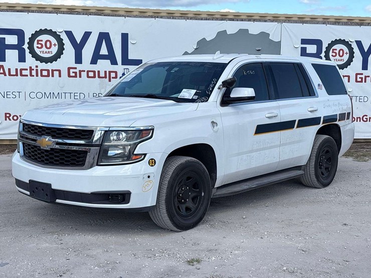 2016-chevrolet-tahoe-image-1