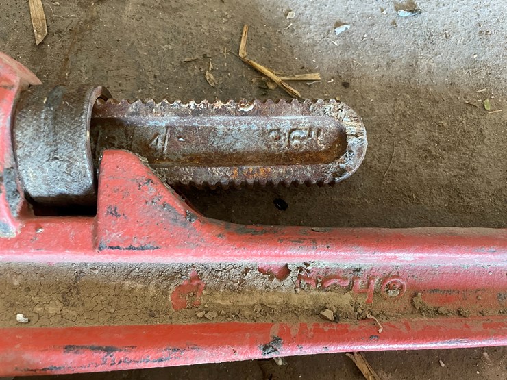 #1063-•-(2)-pittsburgh-pipe-wrenches-image-10