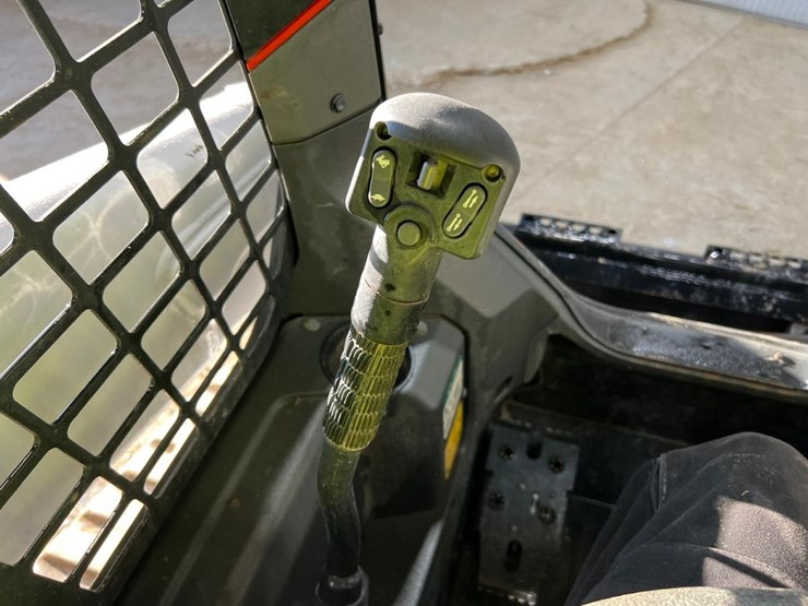 2022-bobcat-t66-image-26