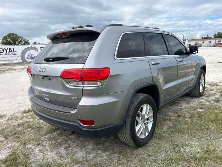 2017-jeep-grand-cherokee-image-3