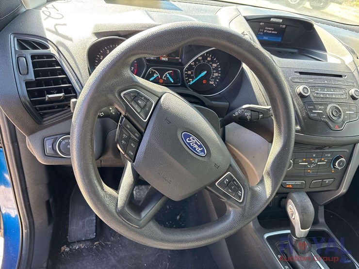 2017-ford-escape-image-13